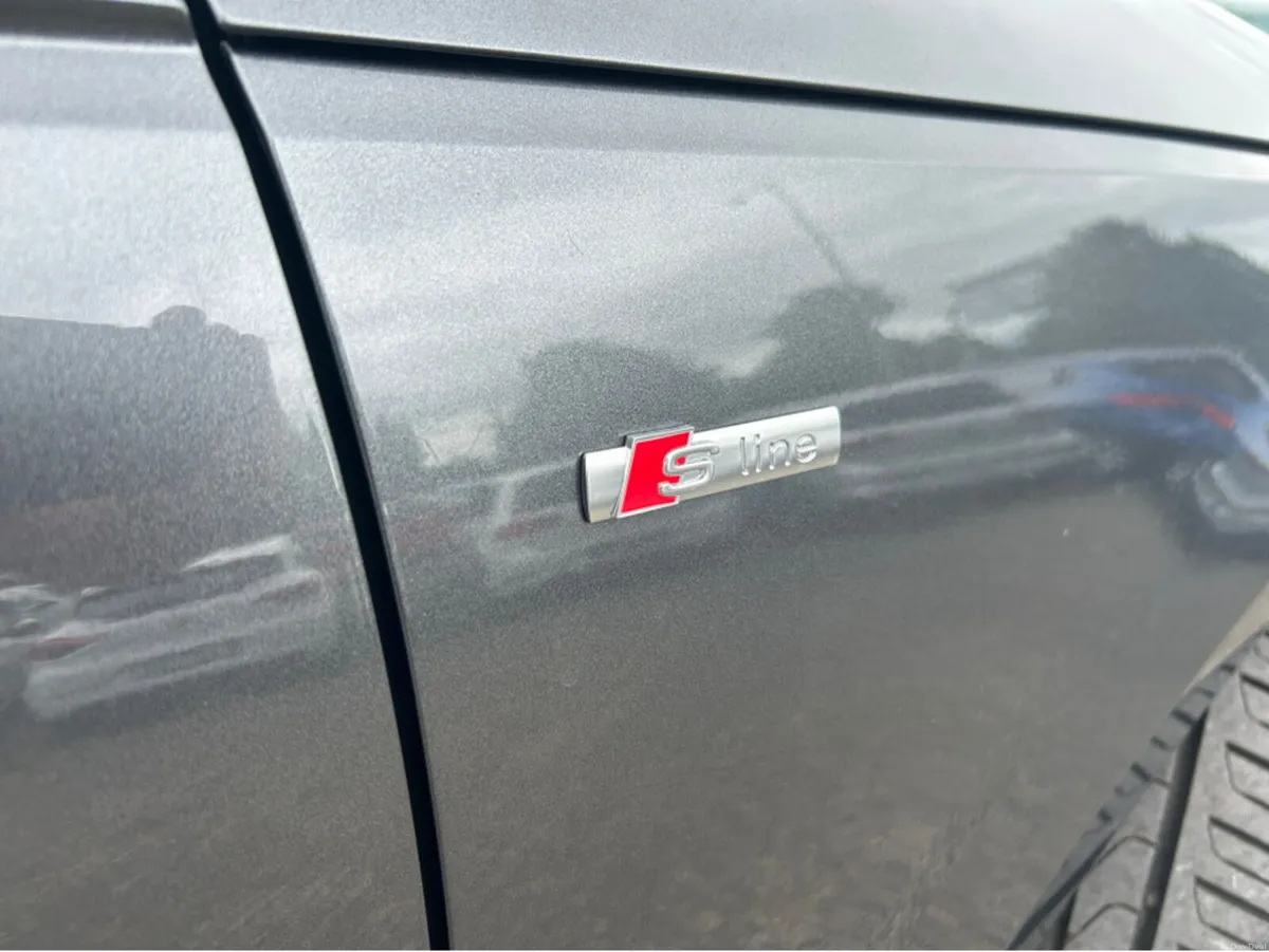 Audi A4 ESTATE S-LINE AUTOMATIC 2.0 PETROL //HIGH - Image 4