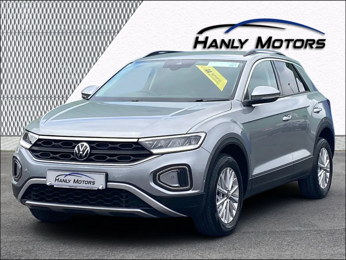Volkswagen T-Roc LIFE 1.0 TSI MANUAL 6SPEED FWD 11 - Image 3