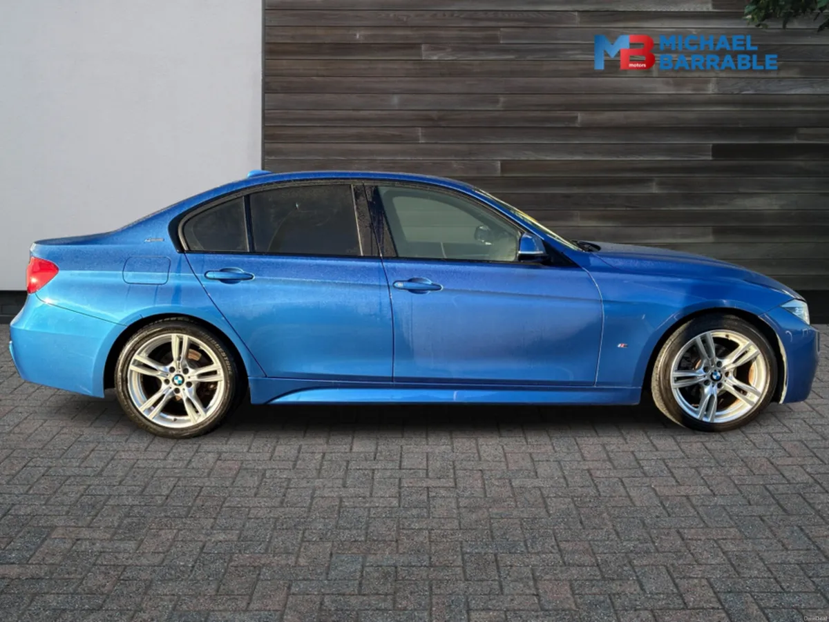 BMW 3-Series 2.0L Petrol Plug-In Hybrid Automatic - Image 4