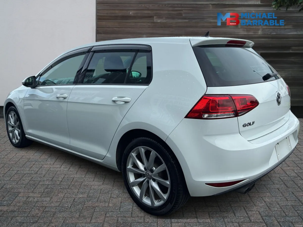 Volkswagen Golf 1.4L Petrol Automatic TSI - Image 4