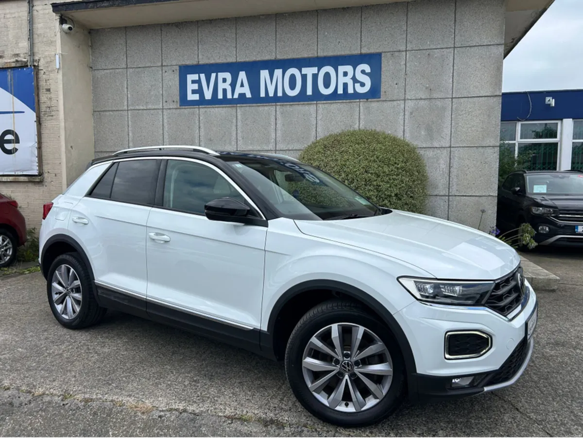 Volkswagen T-Roc STYLE AUTOMATIC 2.0 DIESEL //HIGH - Image 2