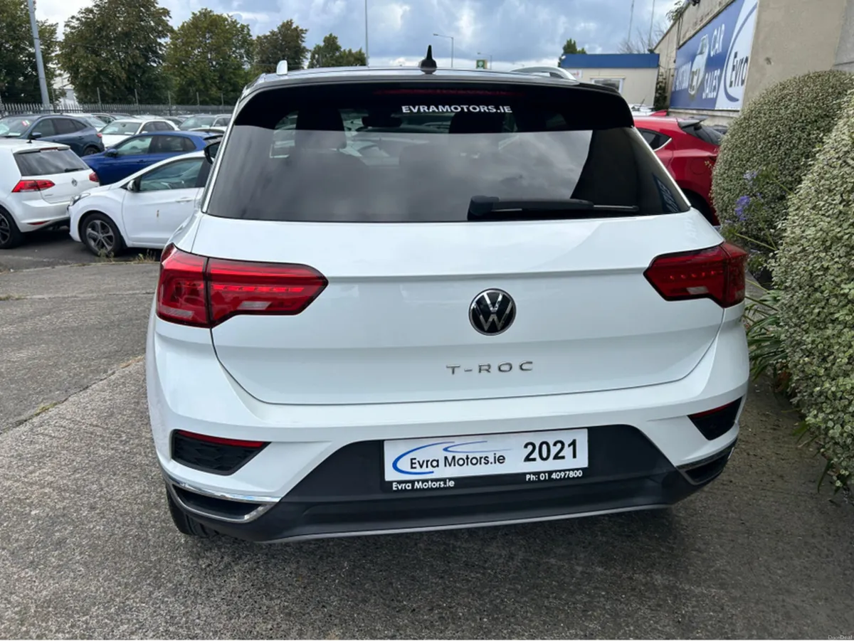 Volkswagen T-Roc STYLE AUTOMATIC 2.0 DIESEL //HIGH - Image 6
