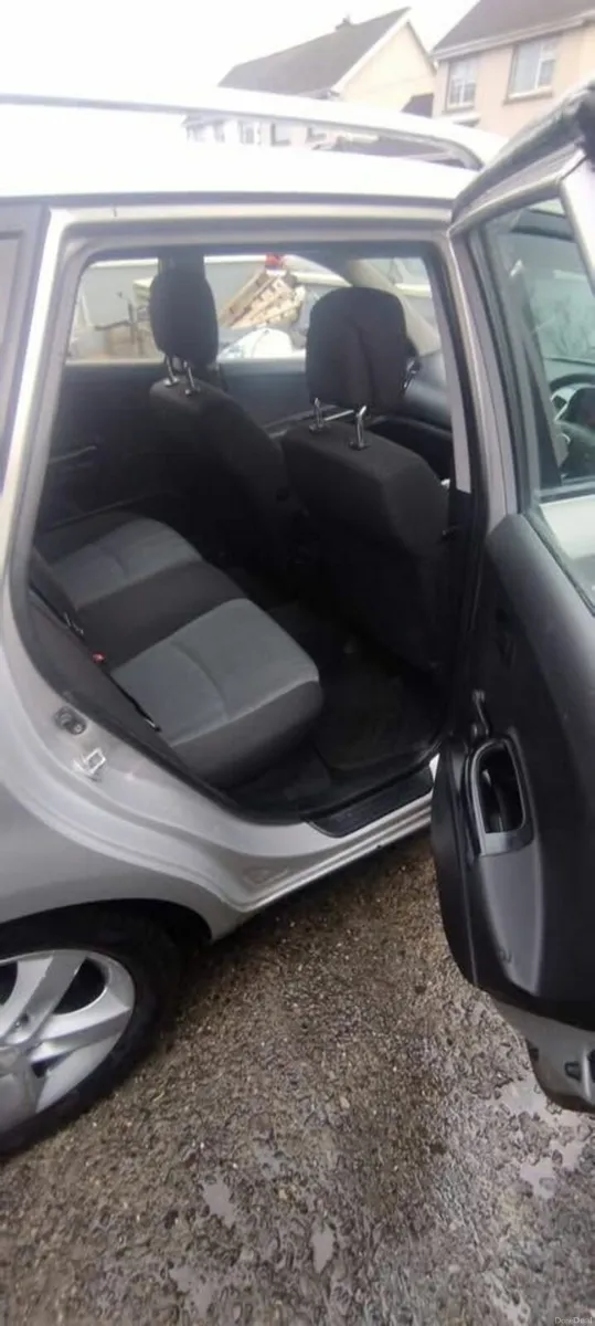 Kia Ceed 2011 - Image 4