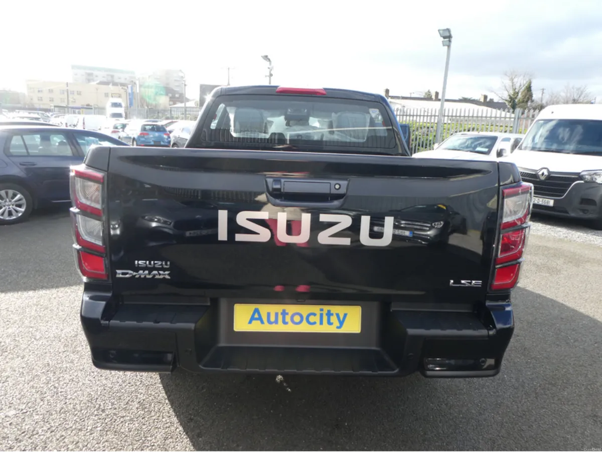 Isuzu D-Max LSE CREWCAB AUTOMATIC plus vat - Image 6
