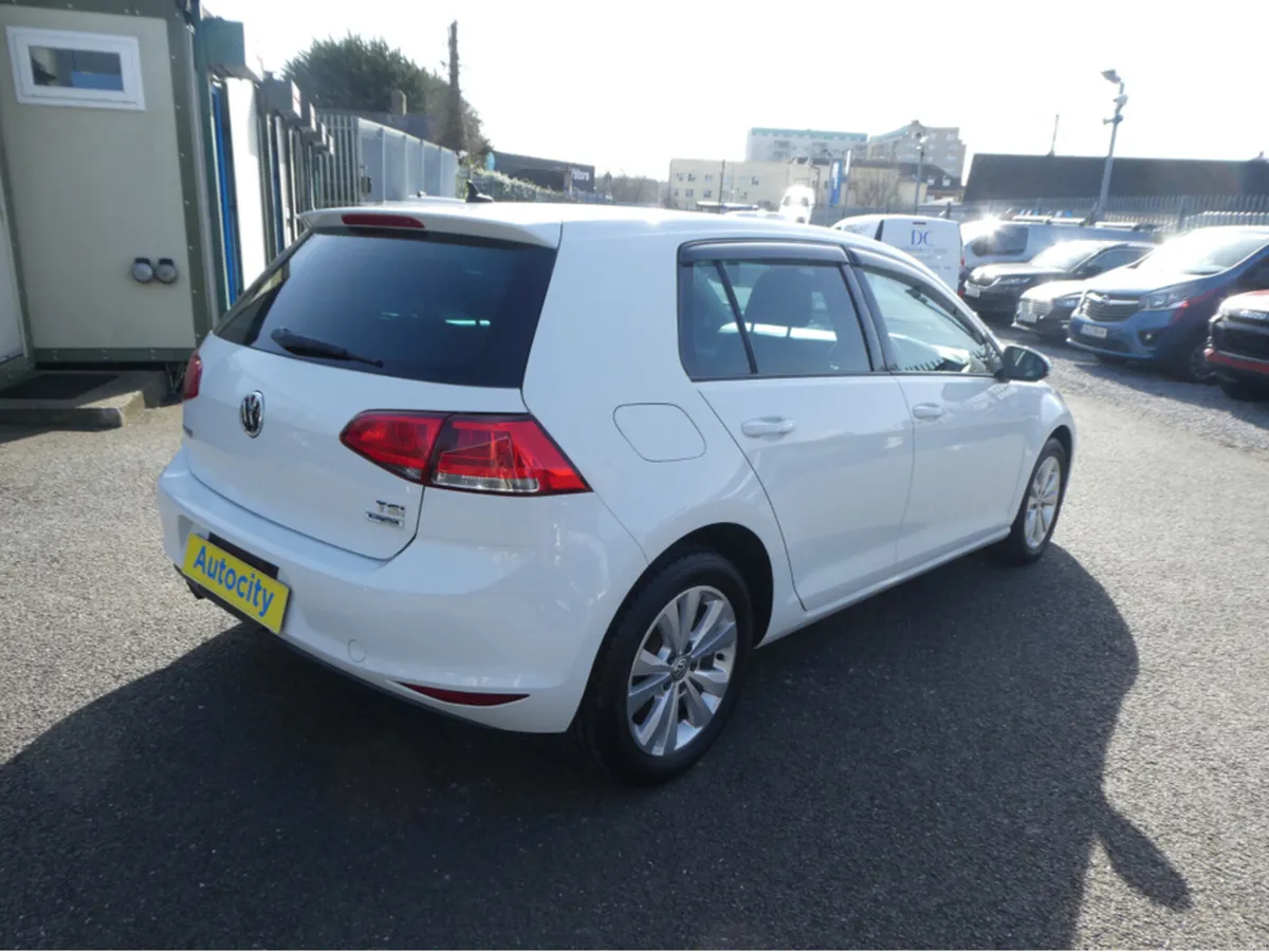 Volkswagen Golf Comfortline with NCT - Image 6