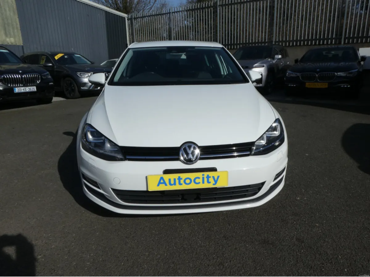 Volkswagen Golf Comfortline with NCT - Image 2