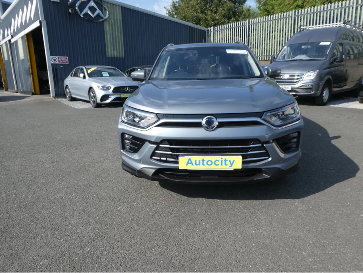 SsangYong Korando EL 1.6 2WD 4DR AUTO DSL AT - Image 2