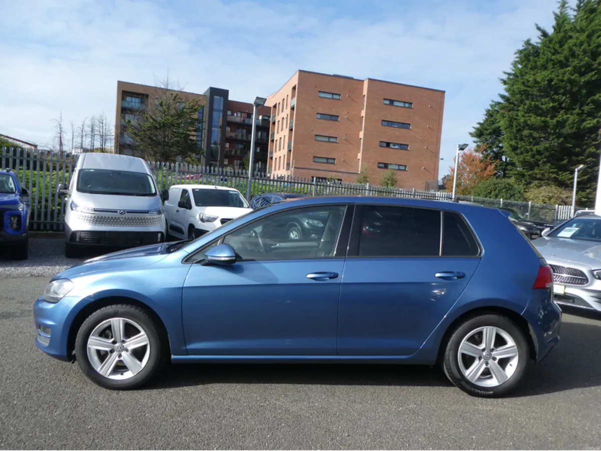 Volkswagen Golf with NCT - Image 5