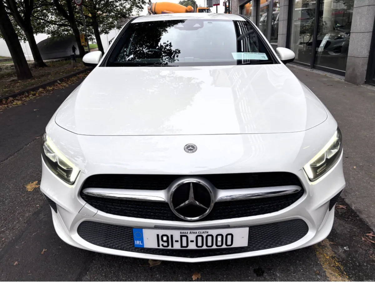 Mercedes-Benz A-Class A180 1.3 AUTO 5DR - Image 3
