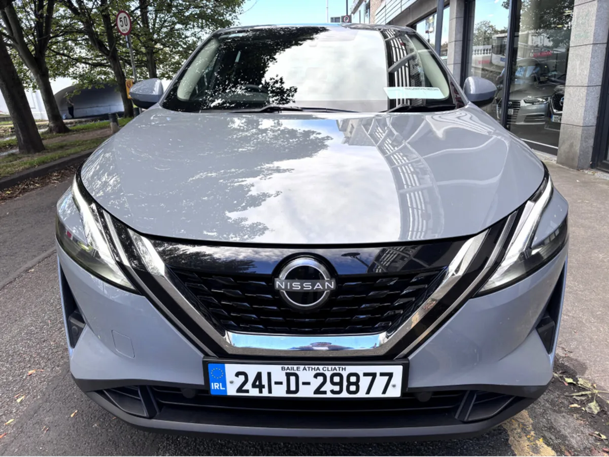 Nissan Qashqai 1.5 EPOWER SV 5DR AUTO - Image 3