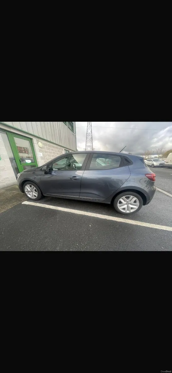 Renault Clio 2022 - Image 3