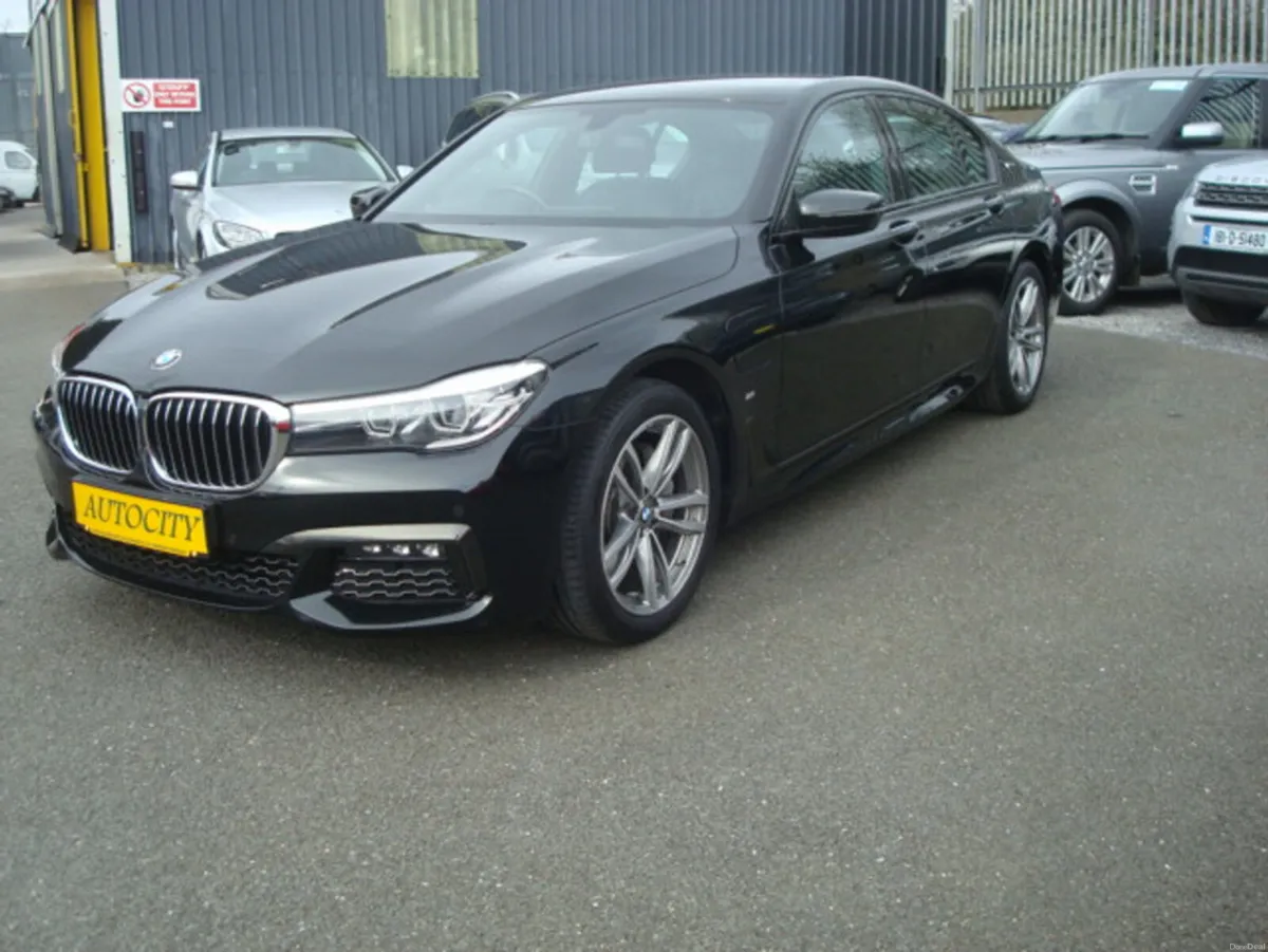 BMW 7-Series 740e M- Sport Huge Spec VERY LOW MILE - Image 2