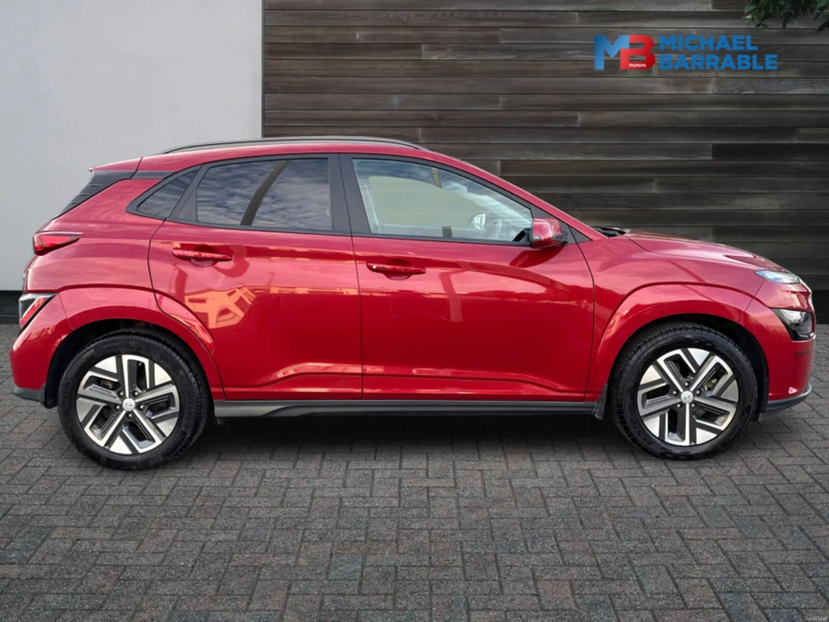 Hyundai KONA EXECUTIVE 39 EV 5DR AUTO *7.9% Financ - Image 4
