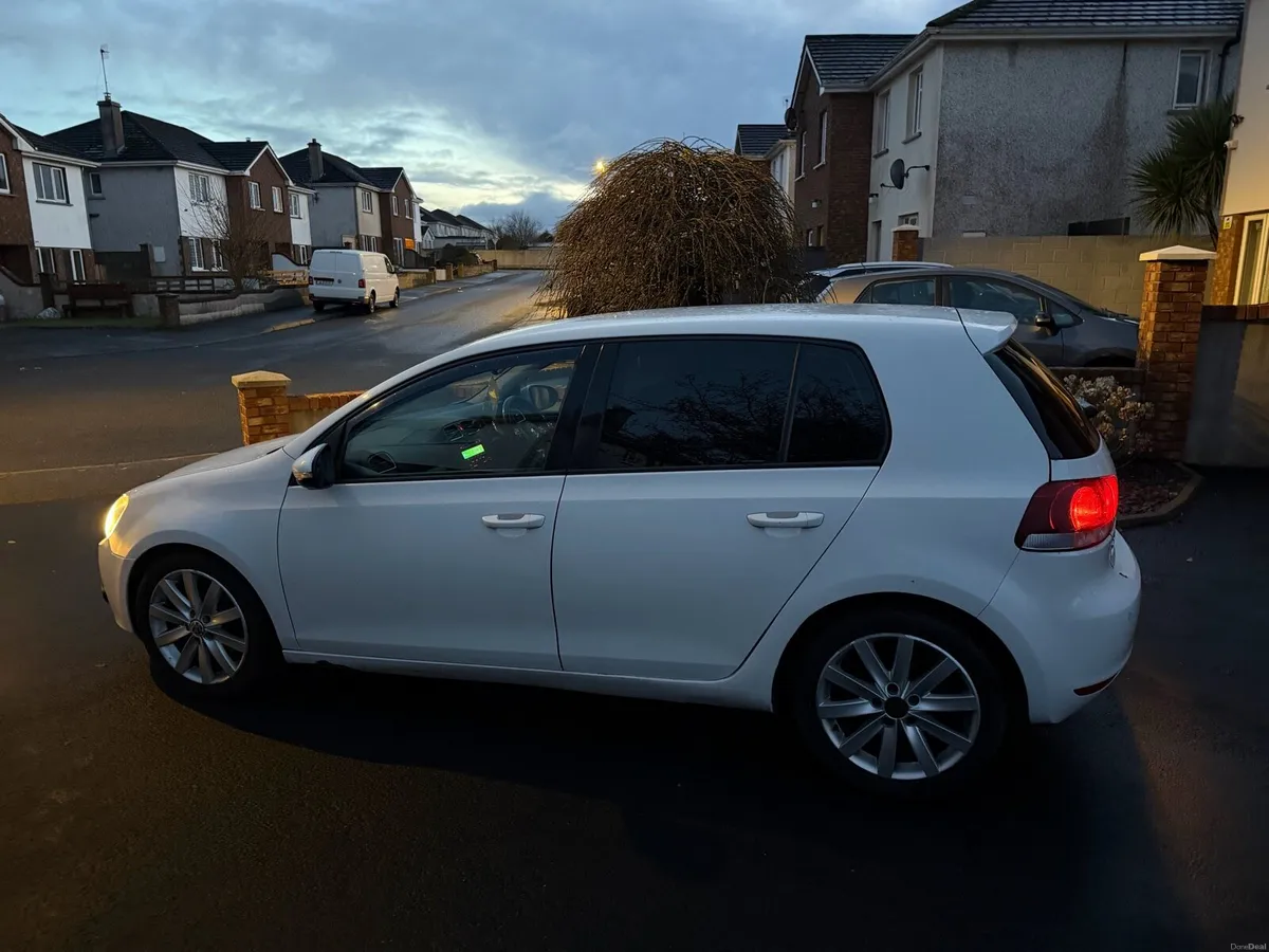 VW Golf 2012 1.6 D - Image 1