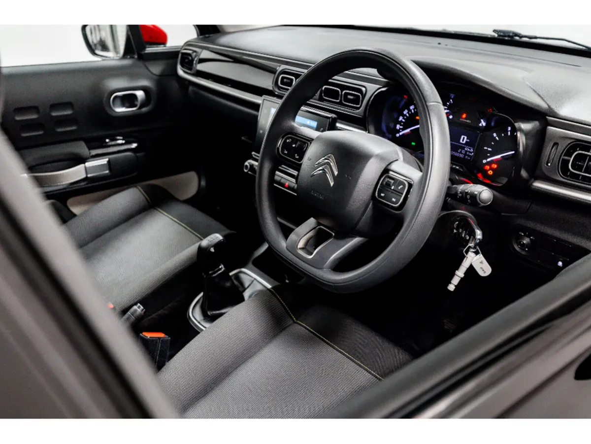 Citroen C3 Flair 1.2 Petrol 82HP - Image 2