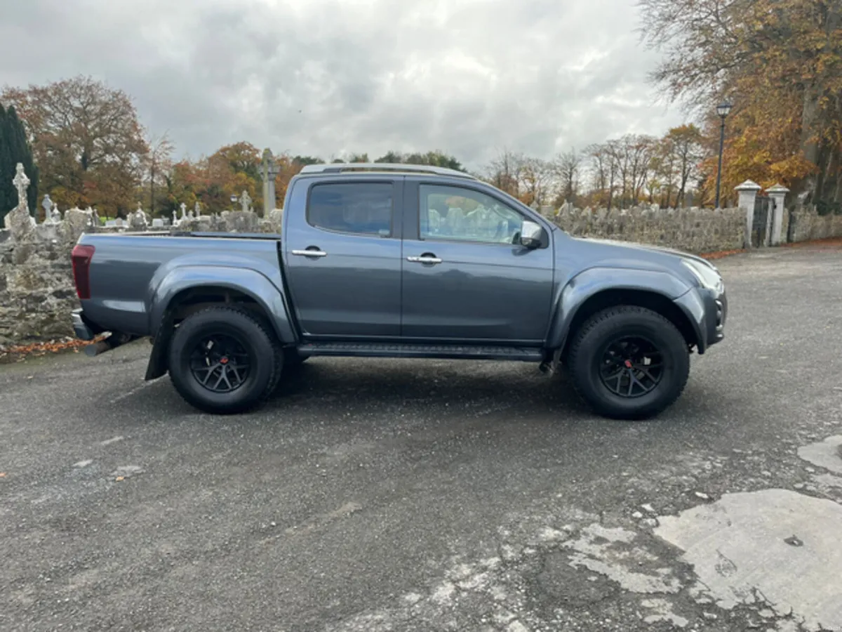 Isuzu D-Max ARCTIC TRUCKS AUTO - Image 4