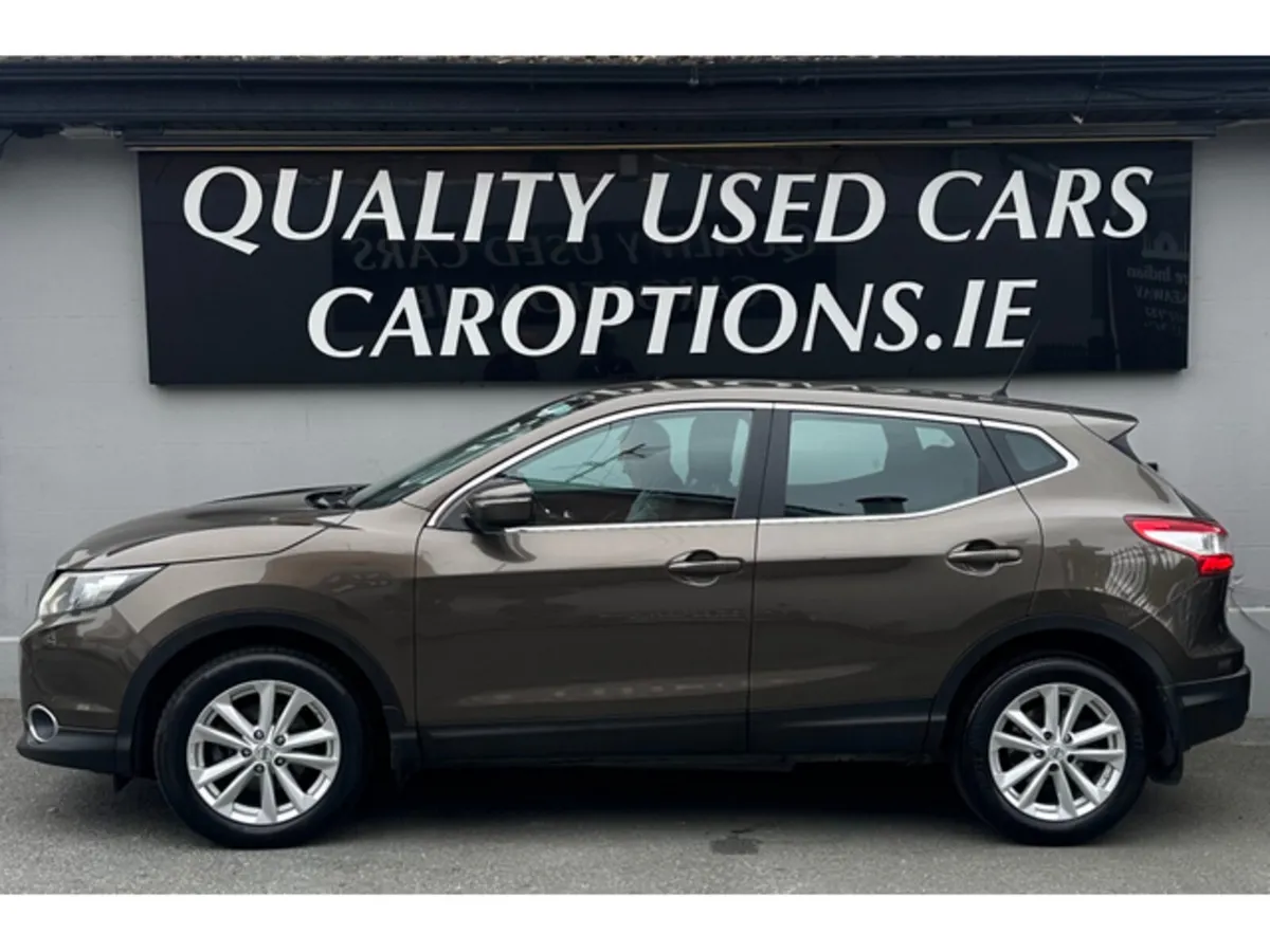 Nissan Qashqai 1.5 DSL SV //JUST SERVICED//COMES 1 - Image 2