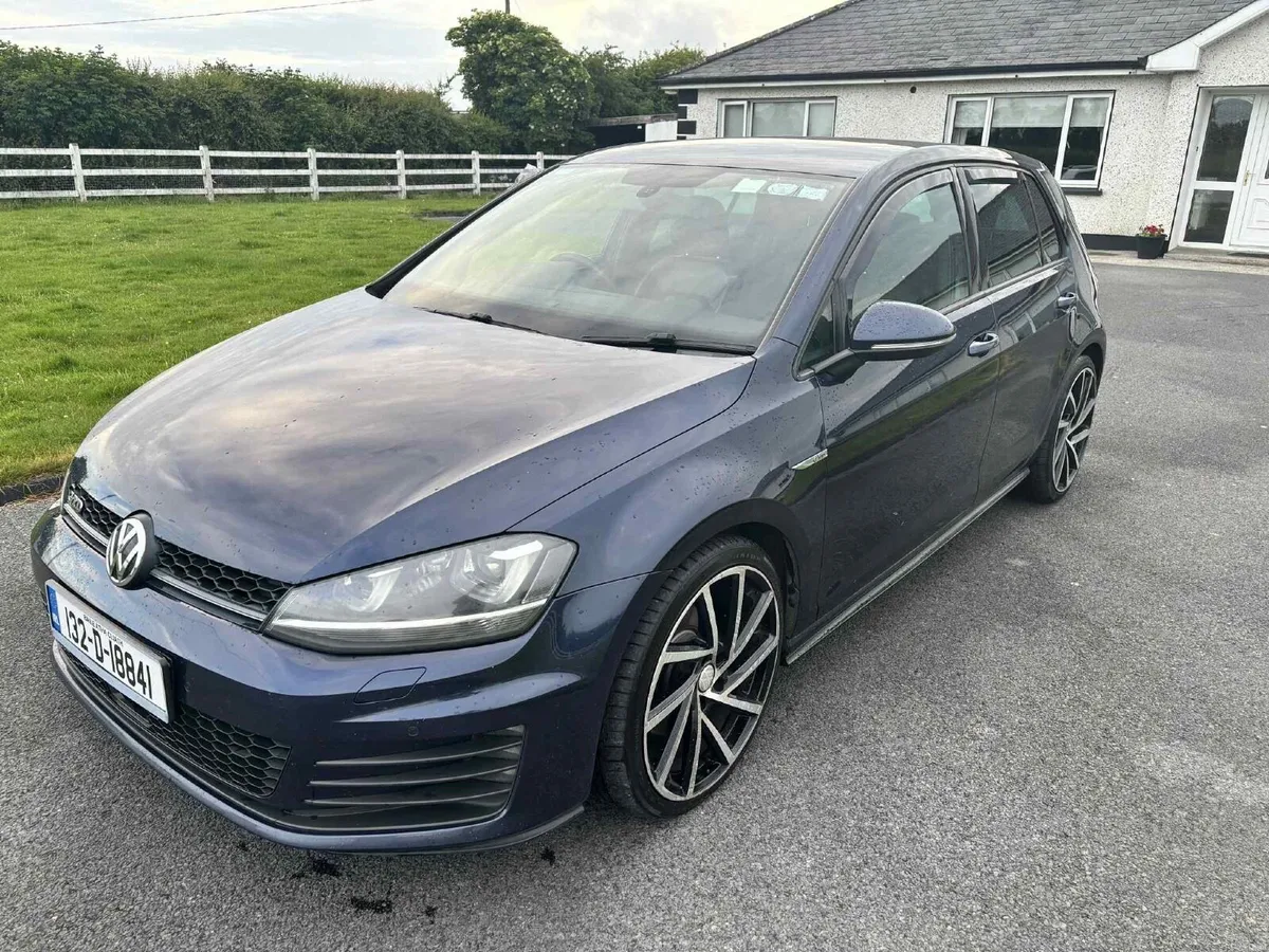Volkswagen Golf 2013 - Image 2