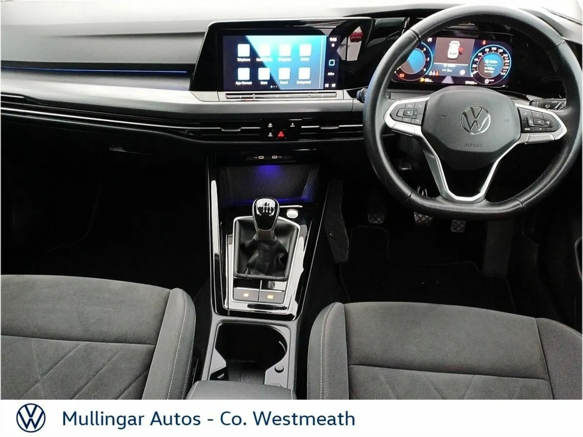Volkswagen Golf 2.0 TDI 115HP Style - Image 3