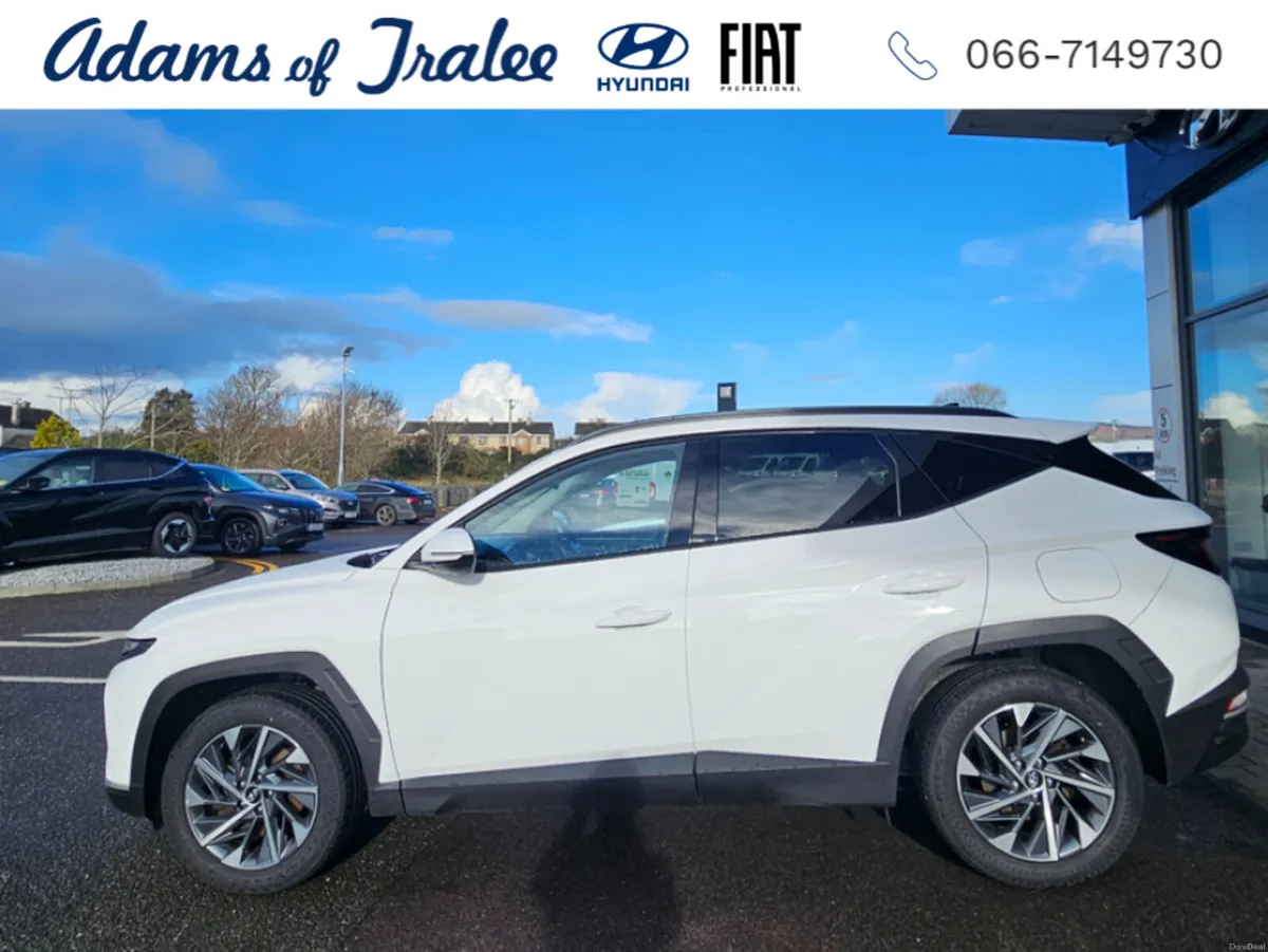 Hyundai Tucson EXECUTIVE 5DR - Image 2