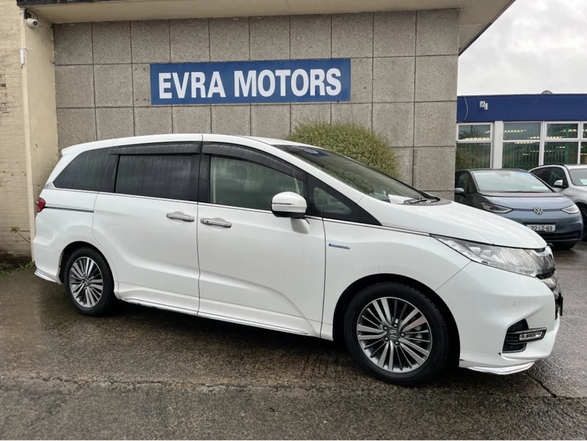 Honda Odyssey ABSOLUTE 7 SEATER HYBRID AUTOMATIC 2 - Image 3