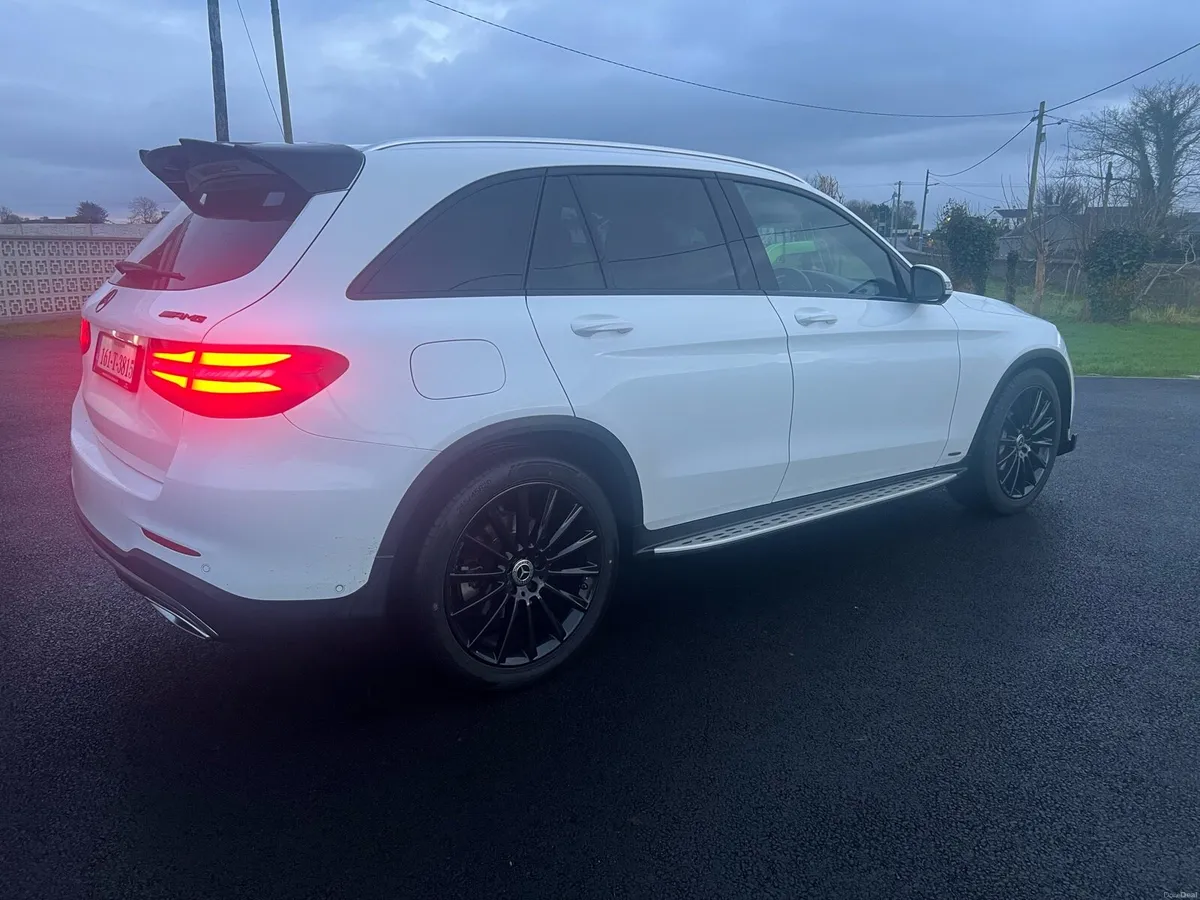 ** Mercedes GLC 220d AMG Night Edition ** - Image 4
