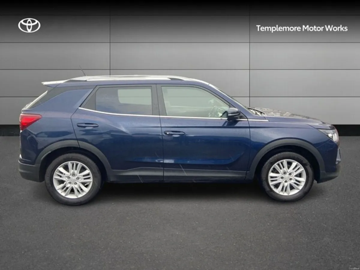 SsangYong Korando 1.6 MT 2WD 4DR - Image 3