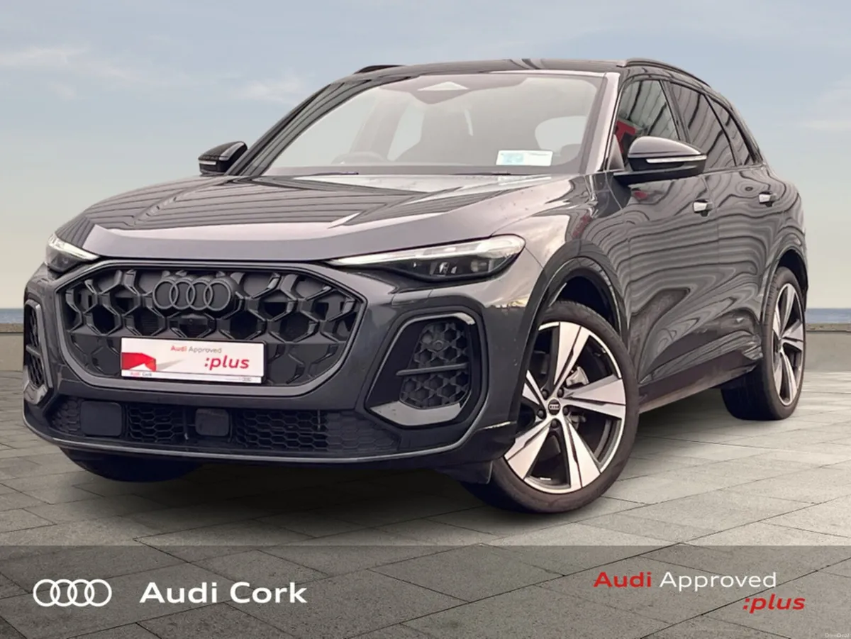 Audi Q5 40TDI 204BHP QUATTRO S-LINE BLACK EDITION - Image 4