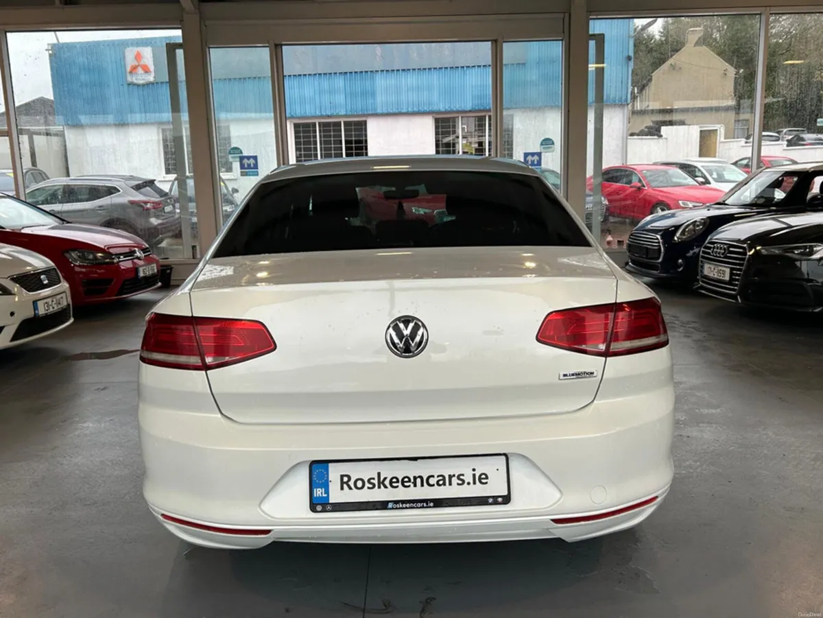 Volkswagen Passat CL 1.6 TDI MANUAL 6SPEED FWD 120 - Image 5