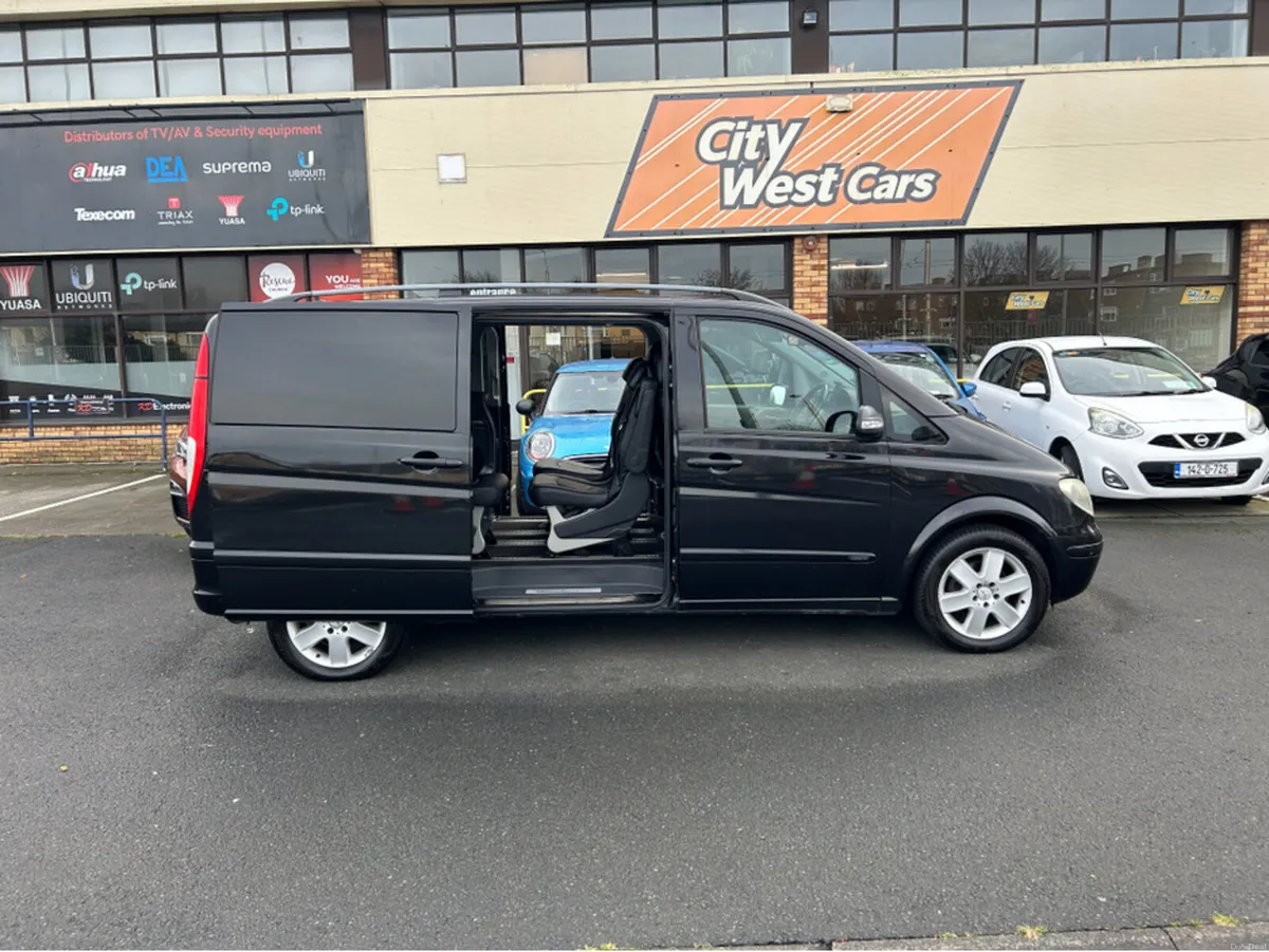 Mercedes-Benz Viano AUTO//ELECTRIC WHEEL CHAIR RAM - Image 1