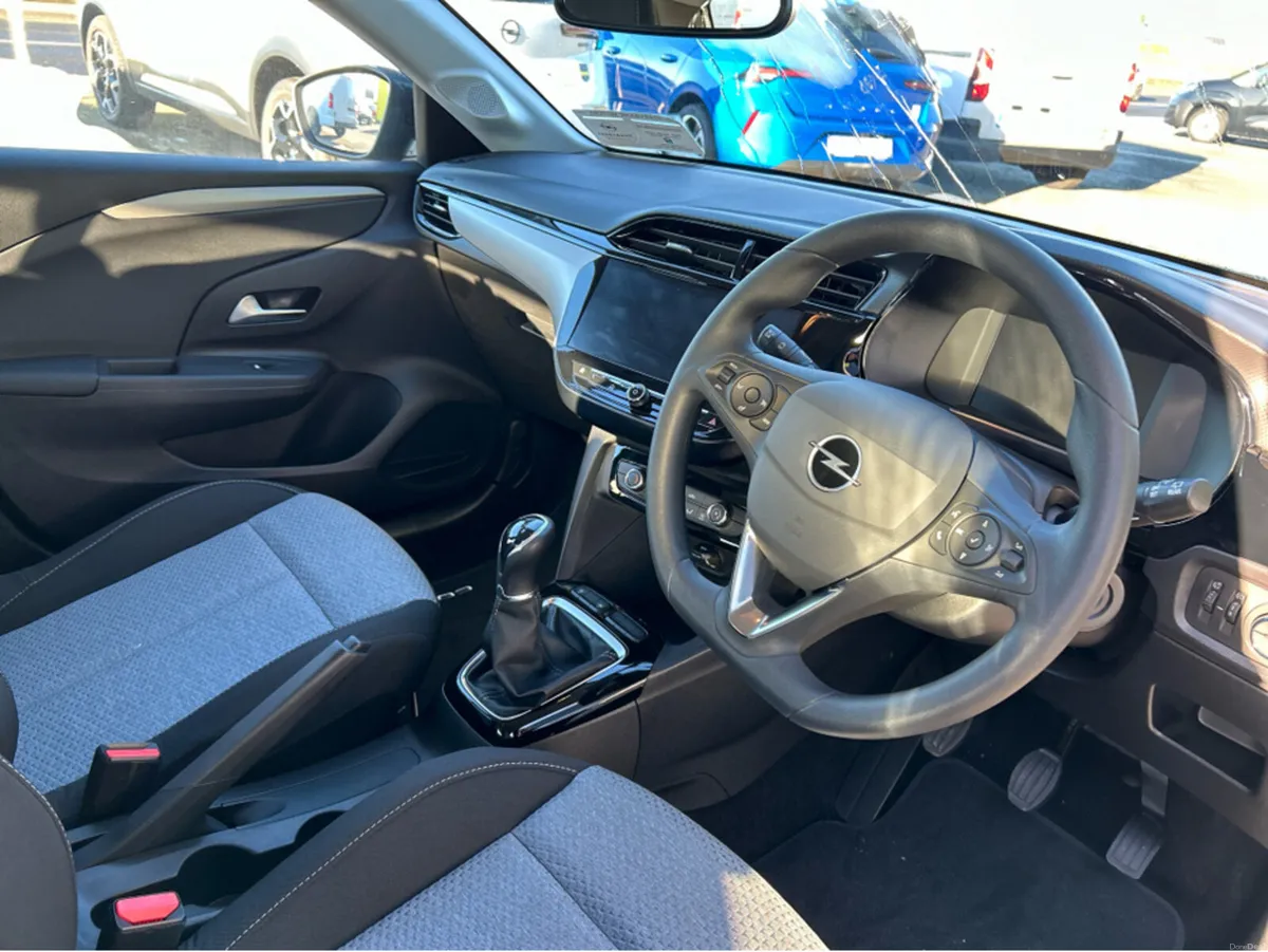 Opel Corsa Elegance 1.2i (75PS) S/S 5 Speed - Image 6