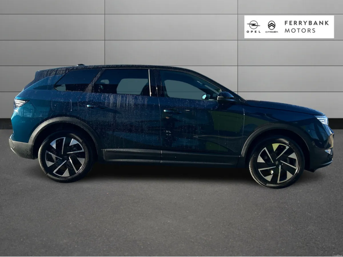 Opel Grandland GS1.2 Hybrid - Image 4