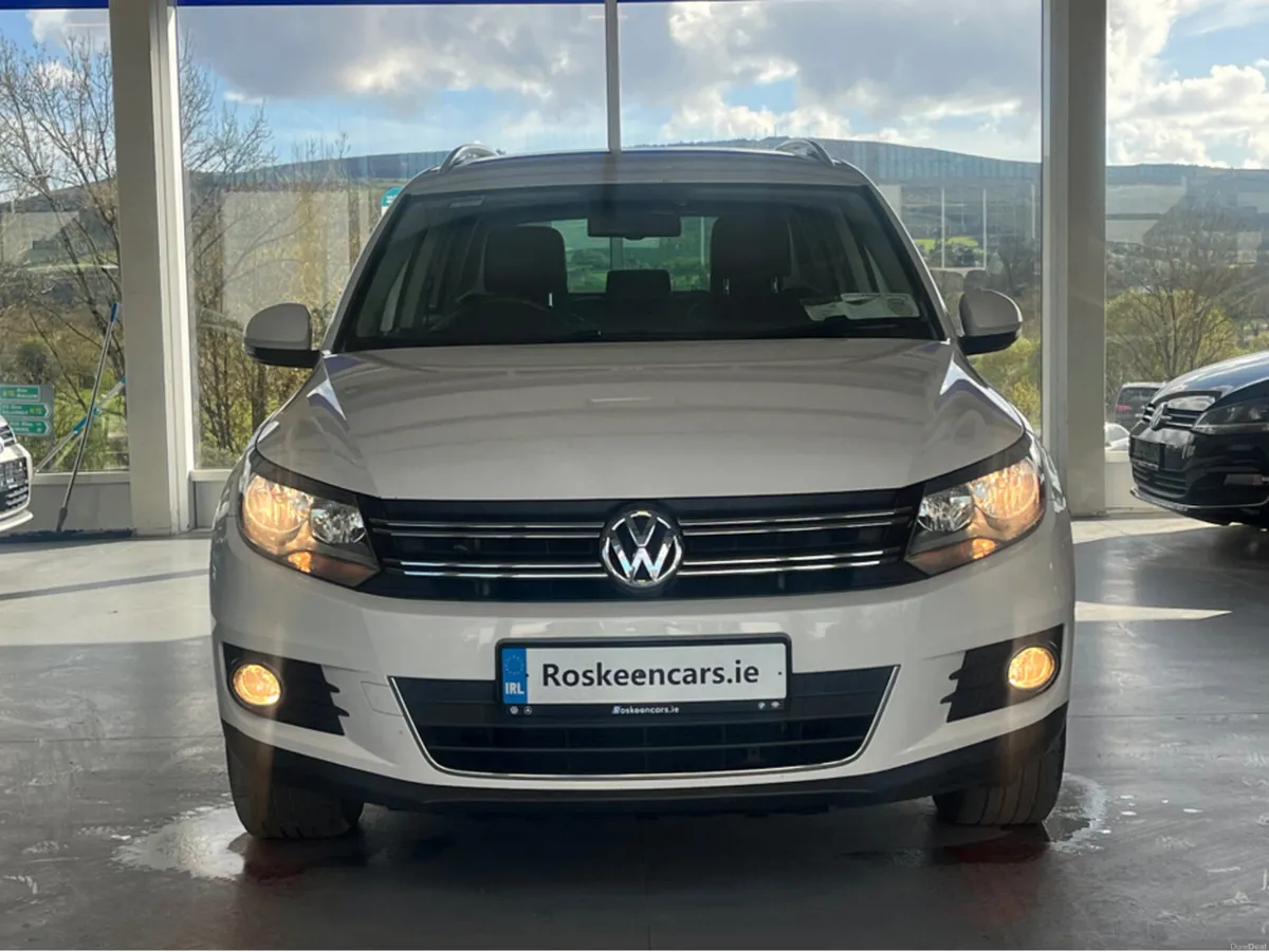 Volkswagen Tiguan SPORT 2.0 TDI MANUAL 6SPEED FWD - Image 2
