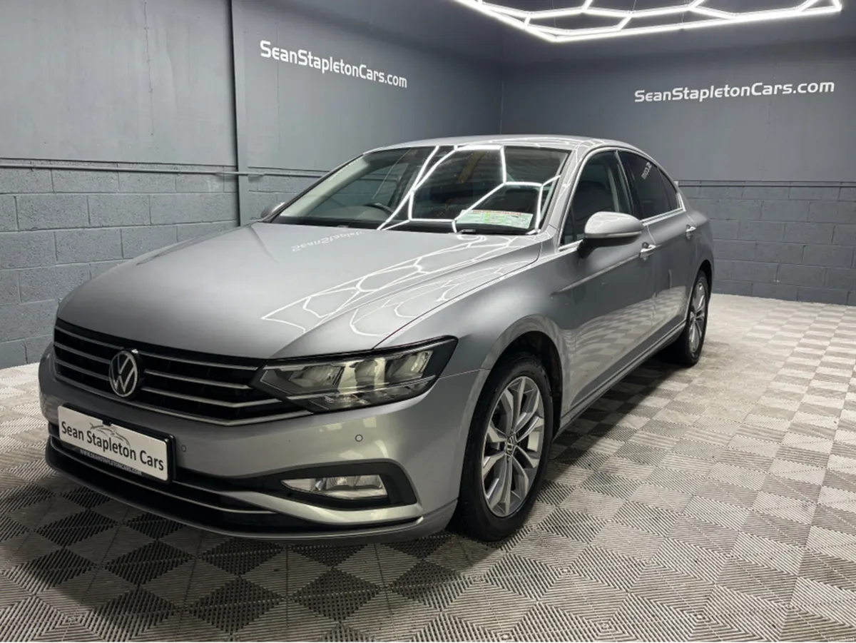 Volkswagen Passat BUSINESS 2.0 TDI MANUAL 6SPEED F - Image 1