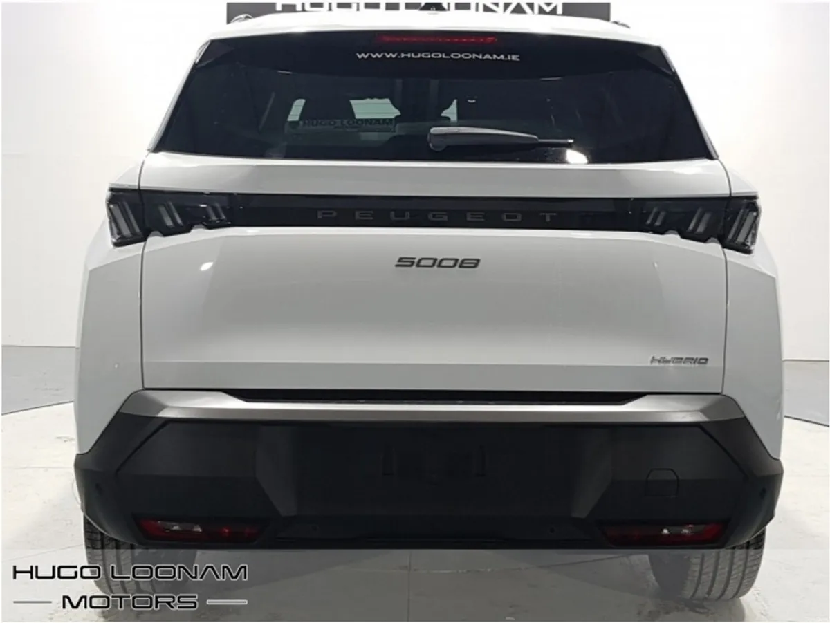 Peugeot 5008 Allure Hybrid 136bhp e-DCS6 - Image 6