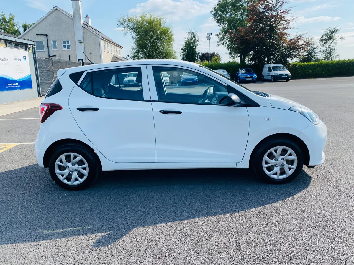 HYUNDAI i10 AUTOMATIC 1.0 PETROL 2019 (191) - Image 4