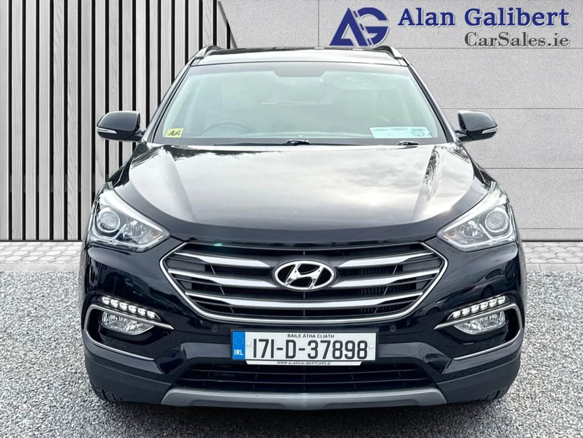 Hyundai Santa Fe EXECUTIVE 4WD 7 SEATER - Image 4