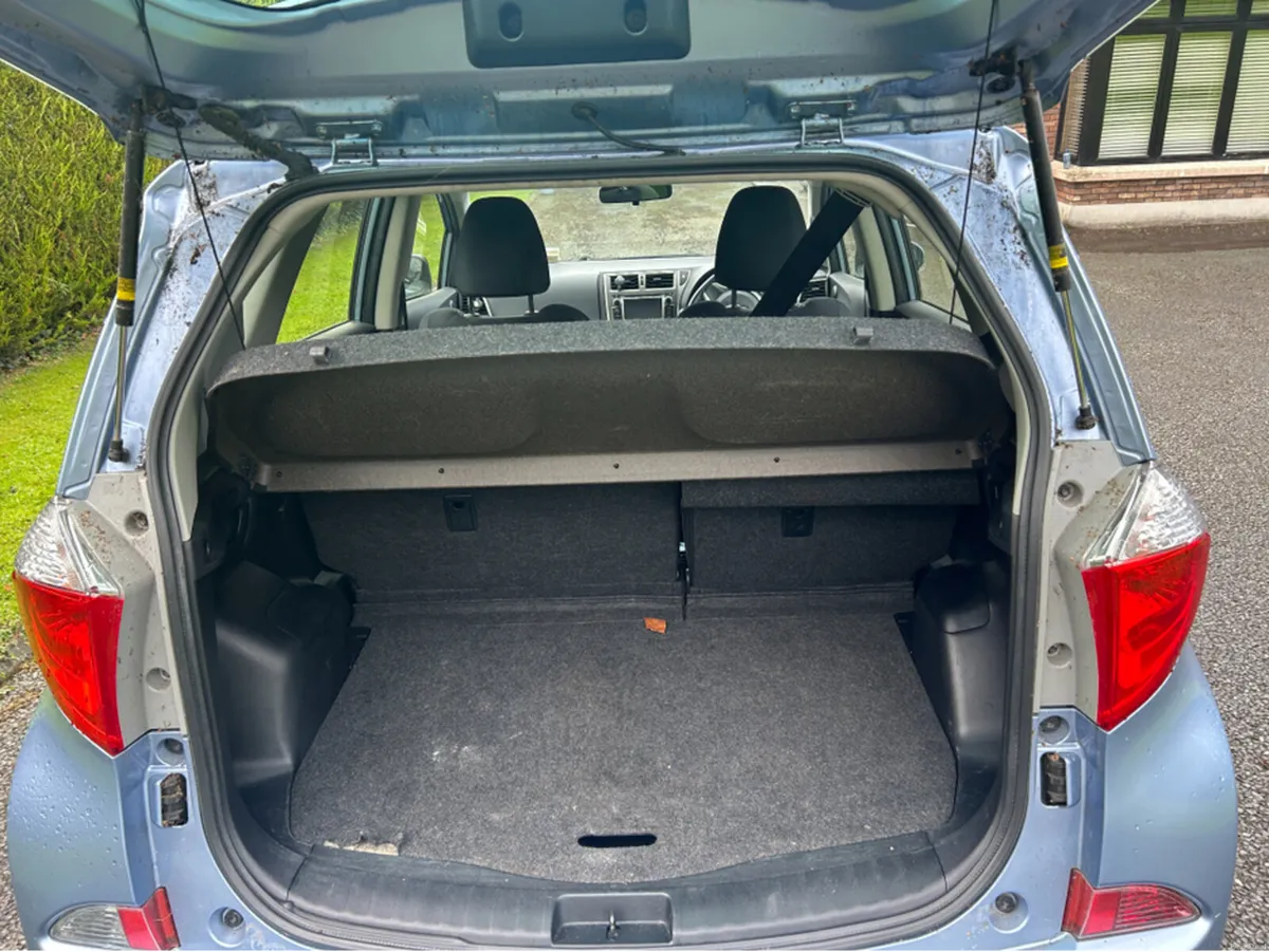 Toyota Verso-S 1.33 AUTOMATIC//ONLY 73000KLMS///I - Image 3