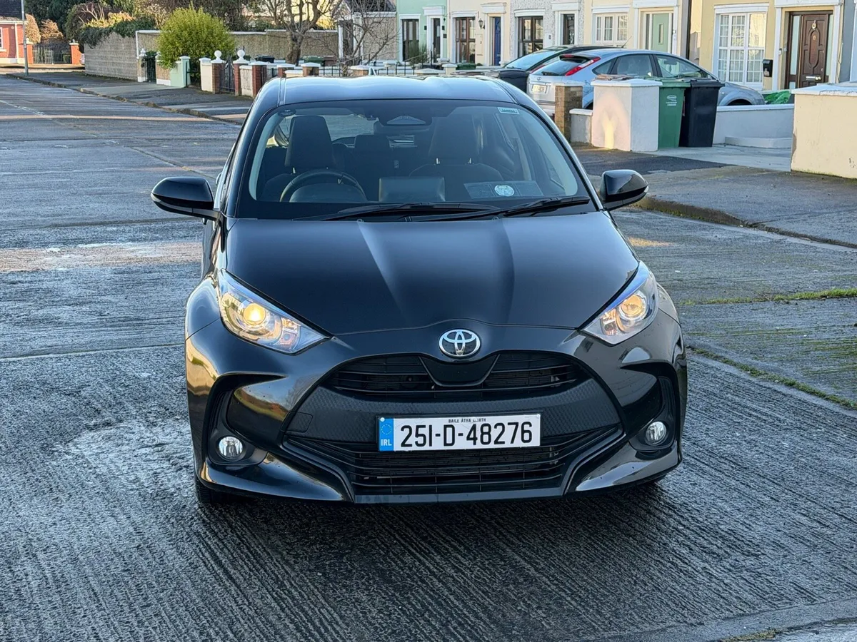 Toyota Yaris hybrid Automatic 2025 - Image 3