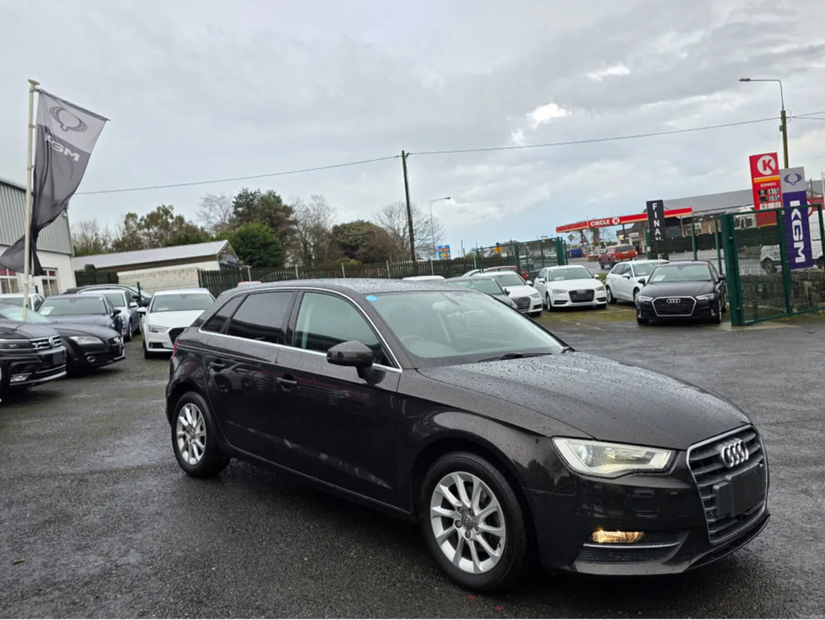 Audi A3 1.4 TFSI  PRIVACY REVERSING CAMERA - PARKI - Image 2