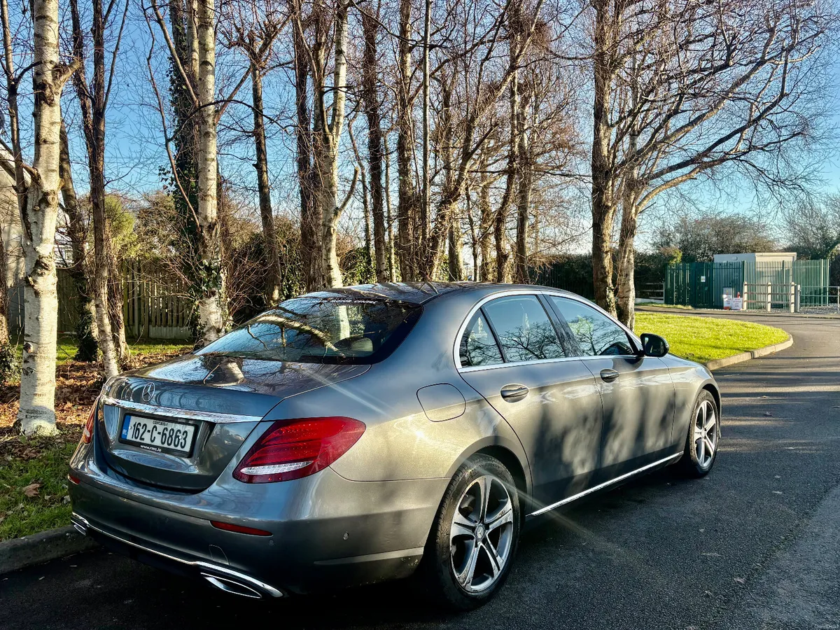 2016 Mercedes-Benz E220 advantgarde - Image 3