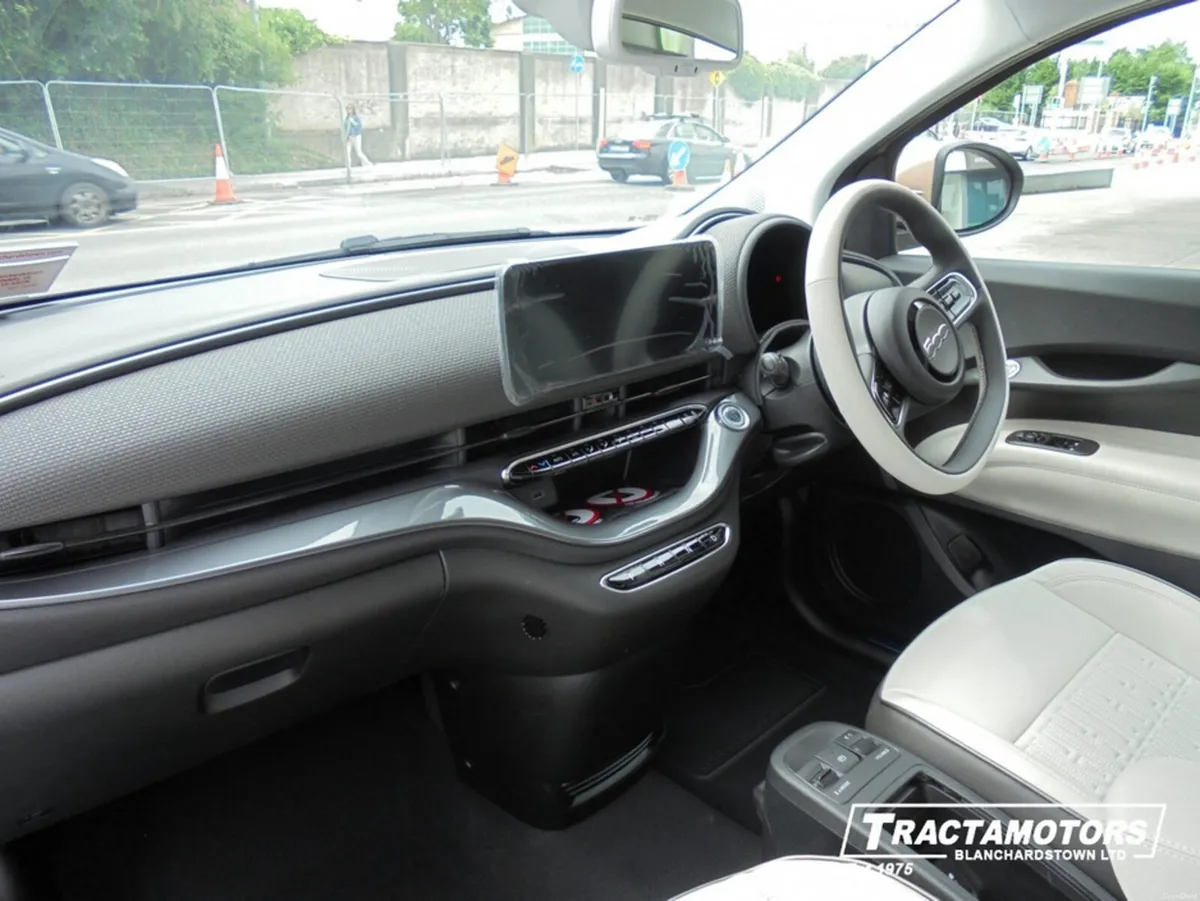 Fiat 500e LA PRIMA - Image 3