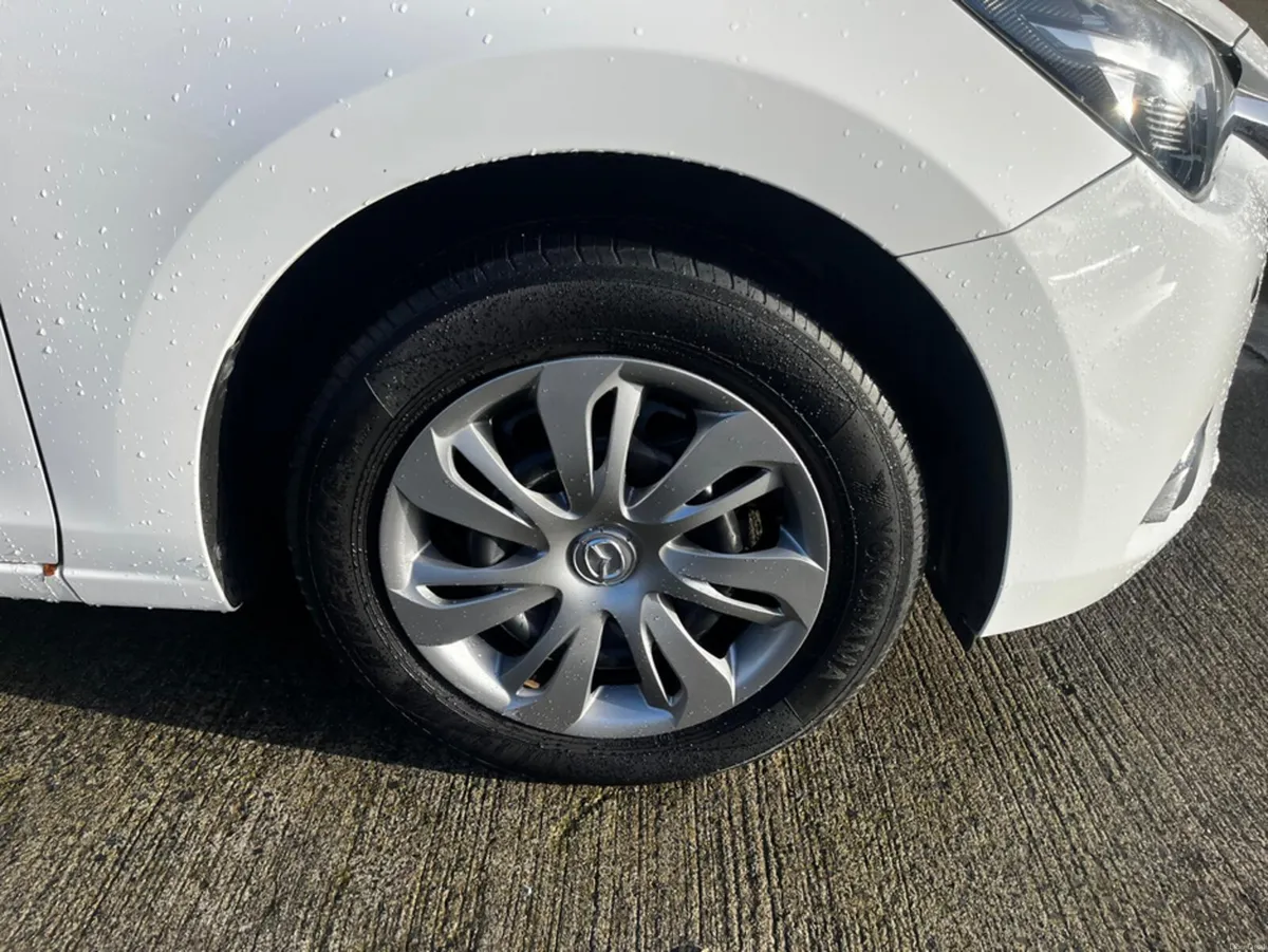 Mazda Demio Mazda Demio sky active model ,1.3 petr - Image 3