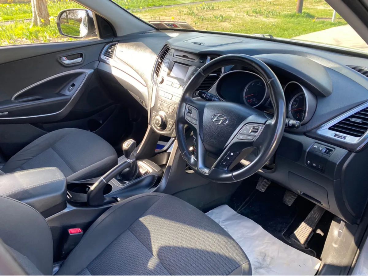 Hyundai Santa Fe 2WD COMFORT 7 Seater NCT 06-27 - Image 5