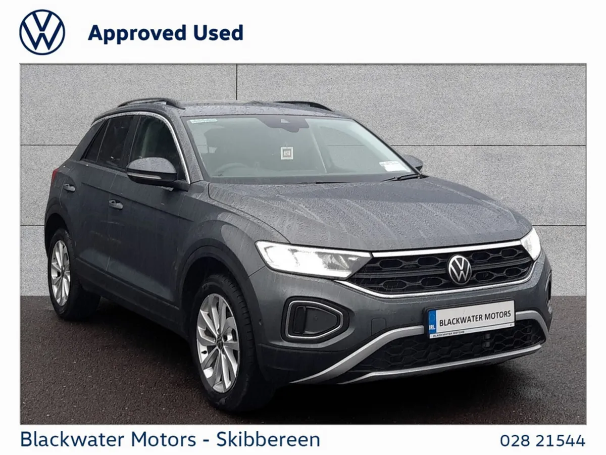 Volkswagen T-Roc 2.0TDI 116BHP EDITION 75 WITH REA - Image 1