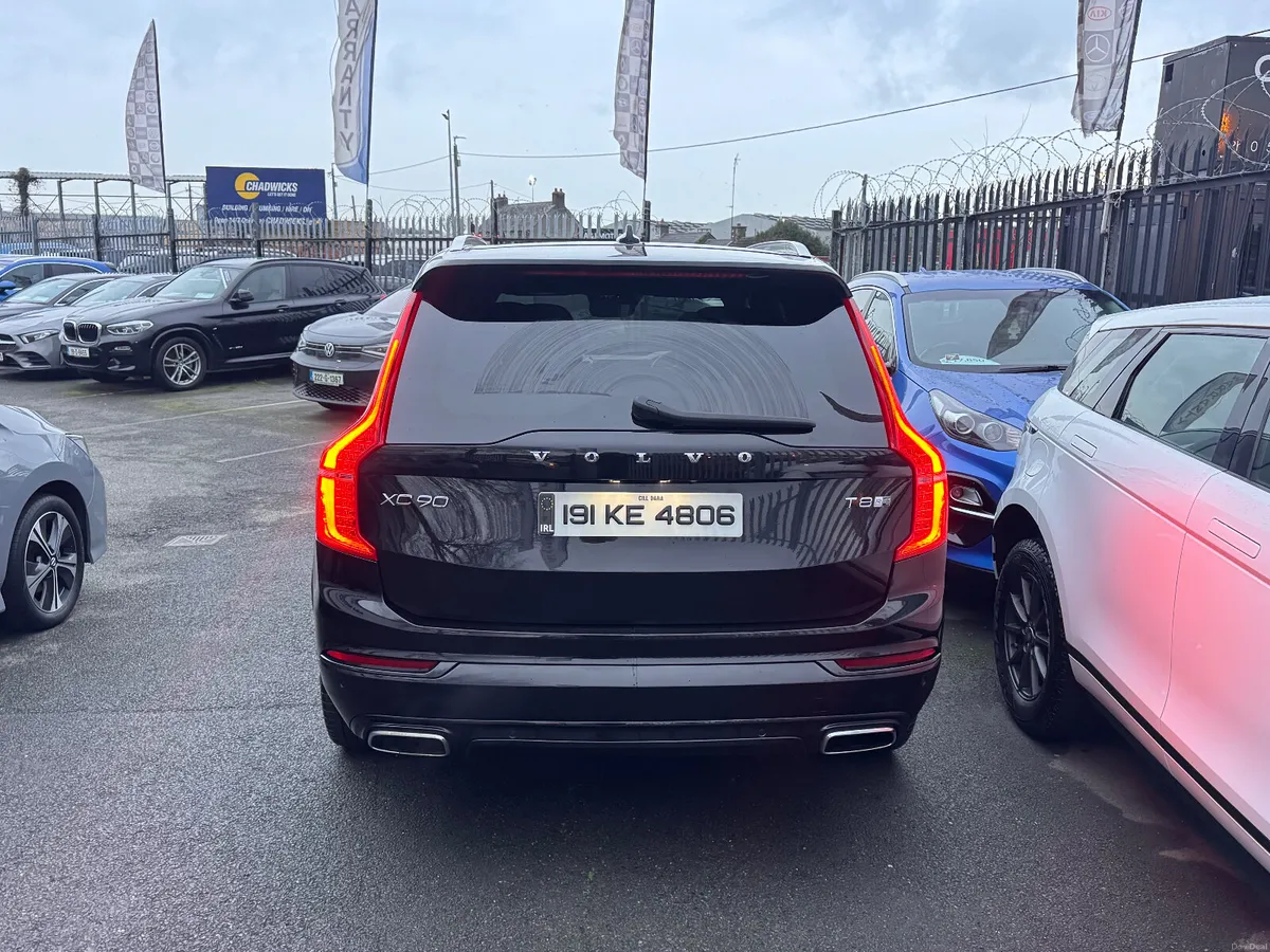 19 Volvo XC90 2.0 Hybrid R Design 7 Seats - Image 6