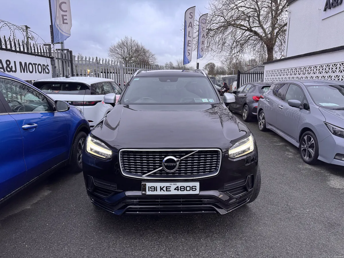 19 Volvo XC90 2.0 Hybrid R Design 7 Seats - Image 3