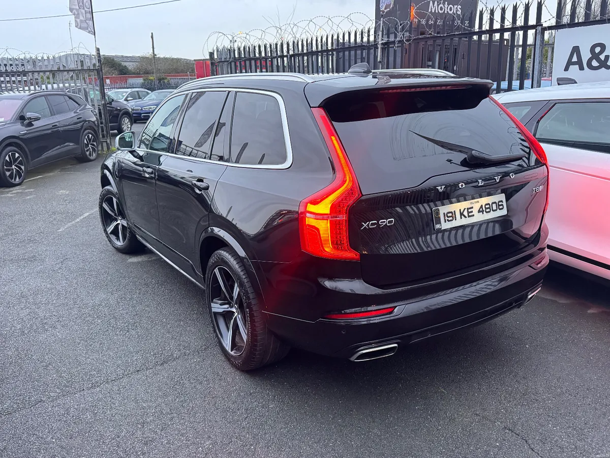 19 Volvo XC90 2.0 Hybrid R Design 7 Seats - Image 5