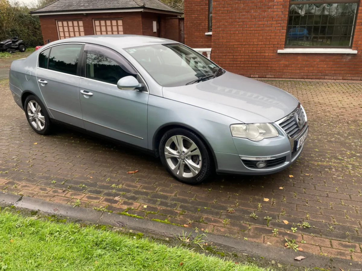 Volkswagen Passat 1.6 FSI 4DR B6 SAL HIGHLINE 115 - Image 2