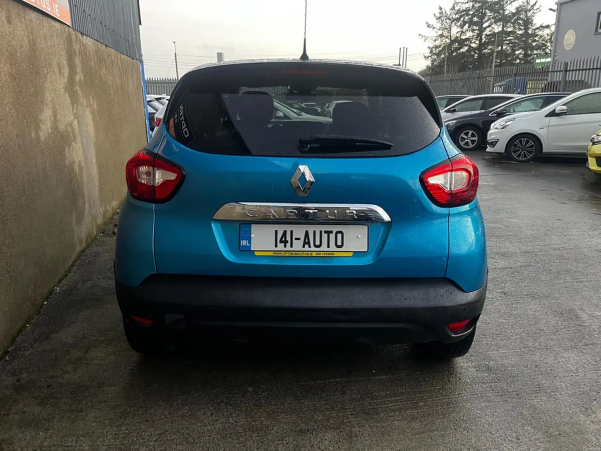 Renault Captur Renault Captur 1.2 fully loaded wit - Image 4